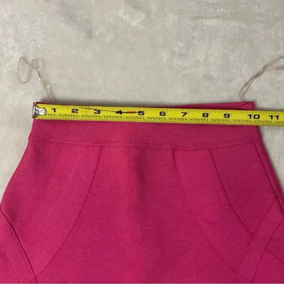 Two Piece Bandage Skirt & Crop Set - XS - Picture 8 of 8